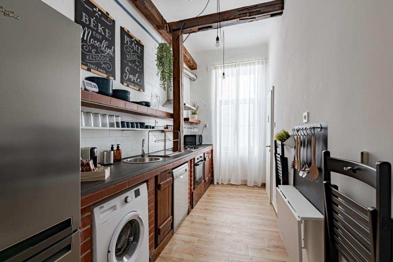 Blue Peace Downtown Apartment 부다페스트 외부 사진